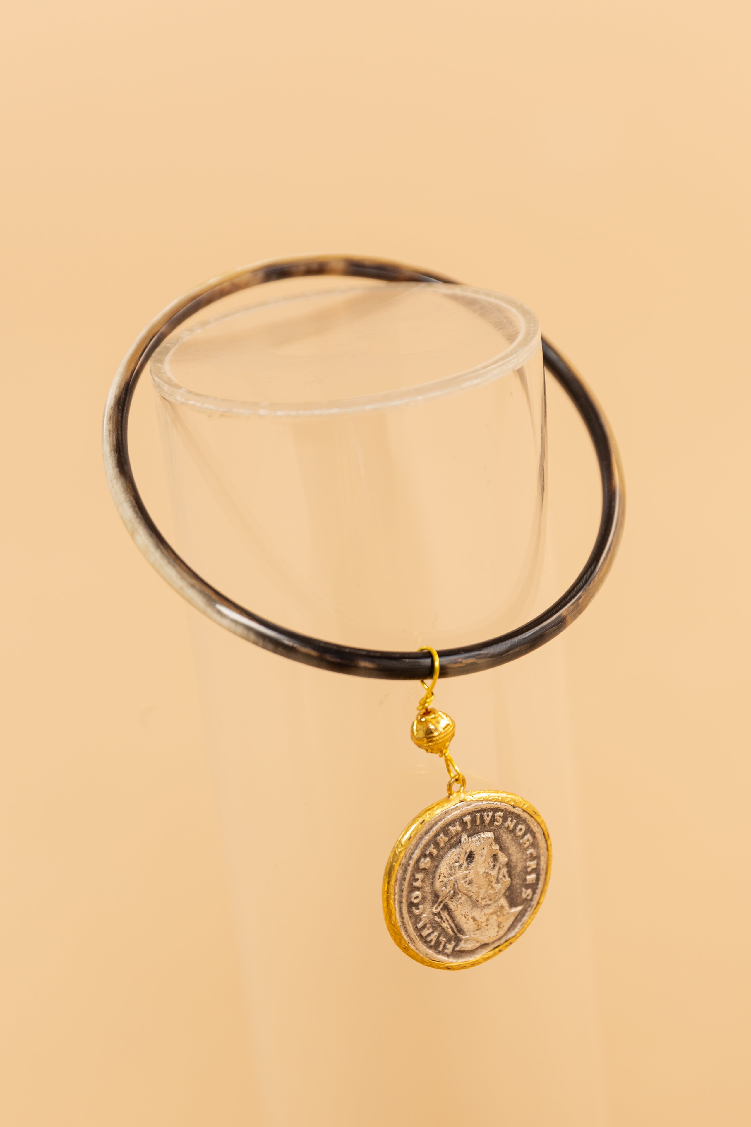 BRACCIALE CON PENDENTE MONETA VINTAGE - GNGB