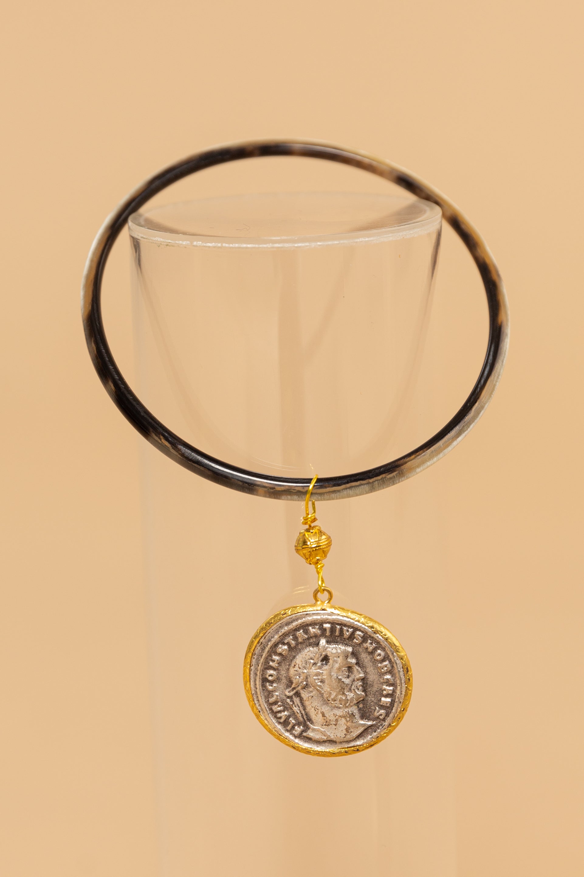 BRACCIALE CON PENDENTE MONETA VINTAGE - GNGB