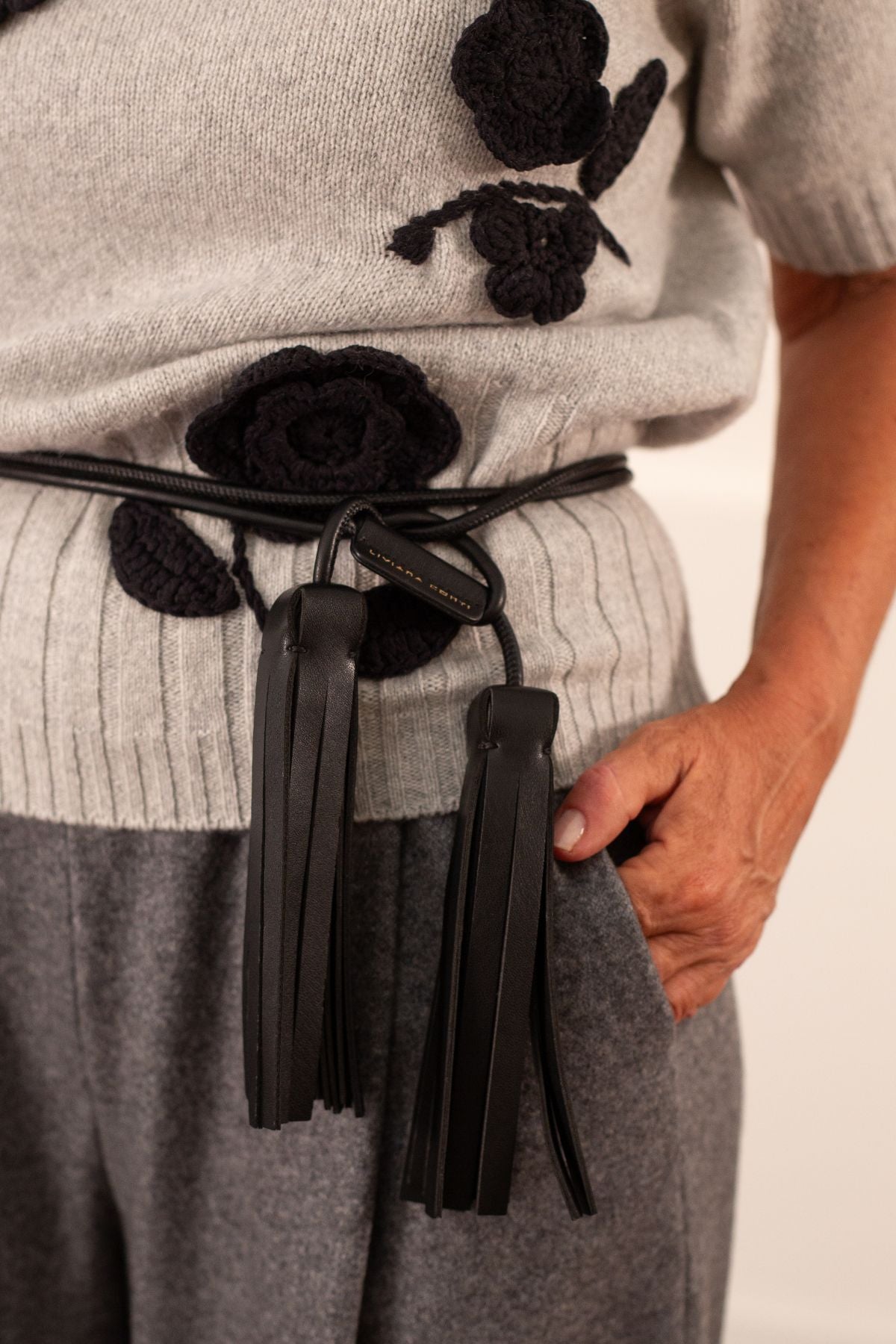 MAGLIA CASHMERE CON RICAMO ROSE CLAIRE F5WC73 LIVIANA CONTI