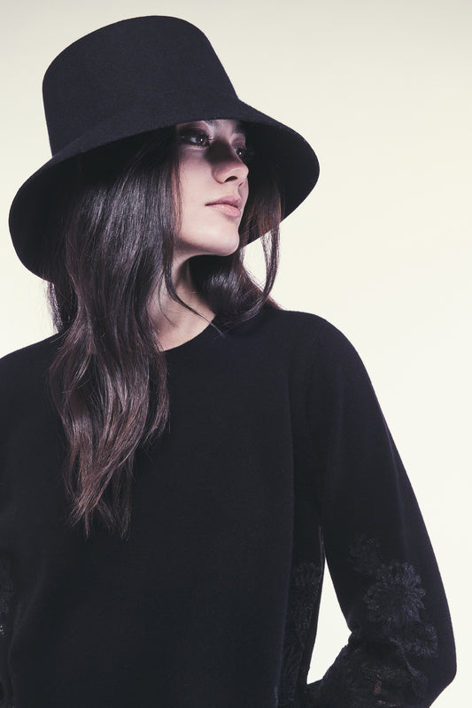 MAGLIA CON INSERTI PIZZO FAITH F5WG96 LIVIANA CONTI