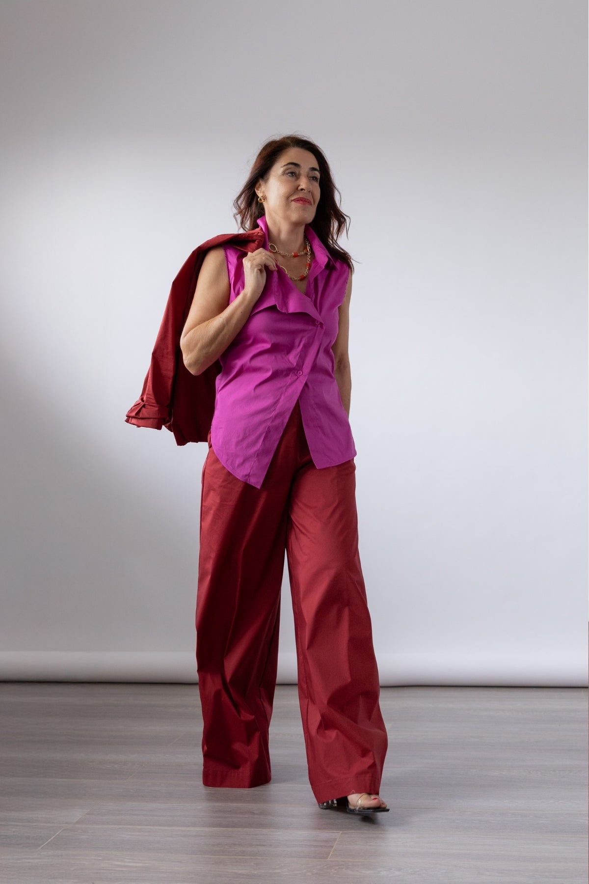 Top Collo Asimmetrico Popeline Stretch Liviana Conti