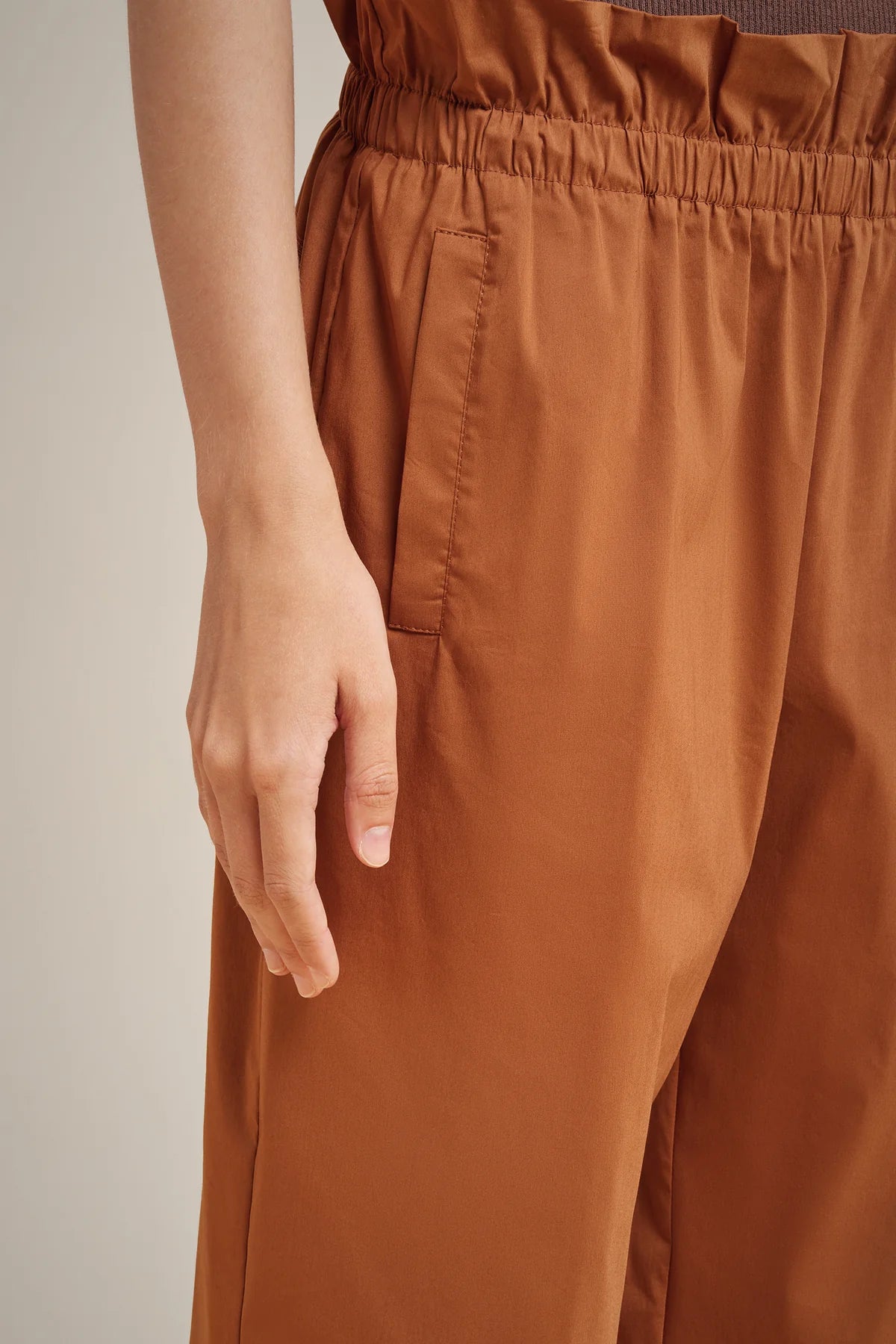 Pantalone Con Elastico In Vita — Liviana Conti